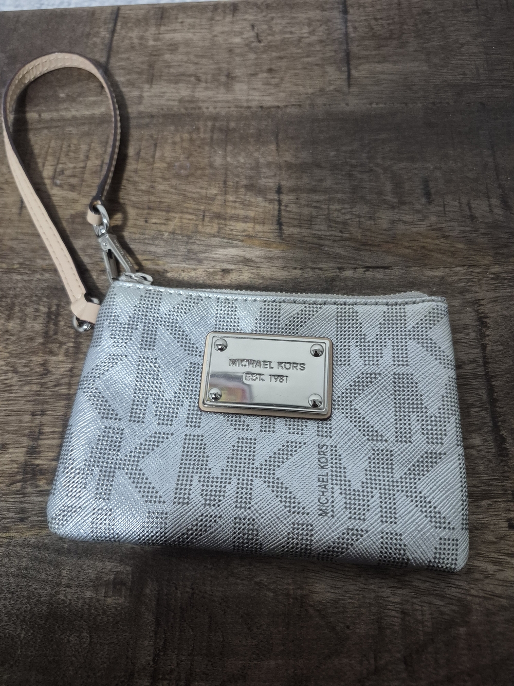 Michael Kors Silver Metallic MK Logo Wristlet Zip Pouch Wallet Clutch